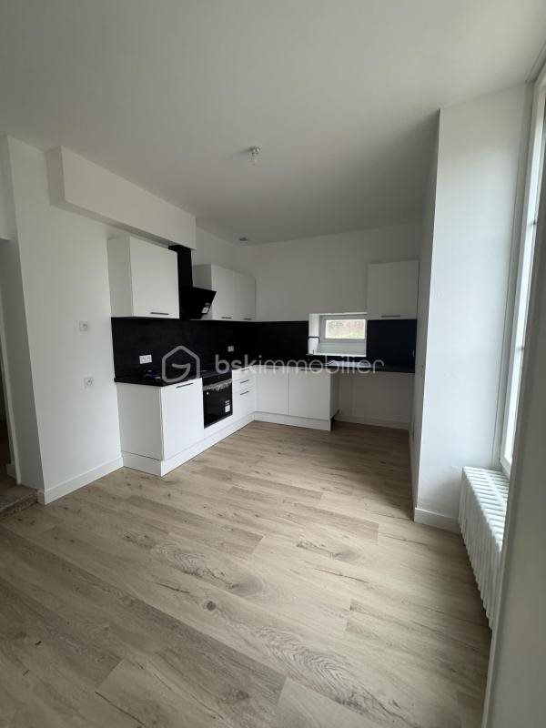 Maison à vendre, 261m², Selongey