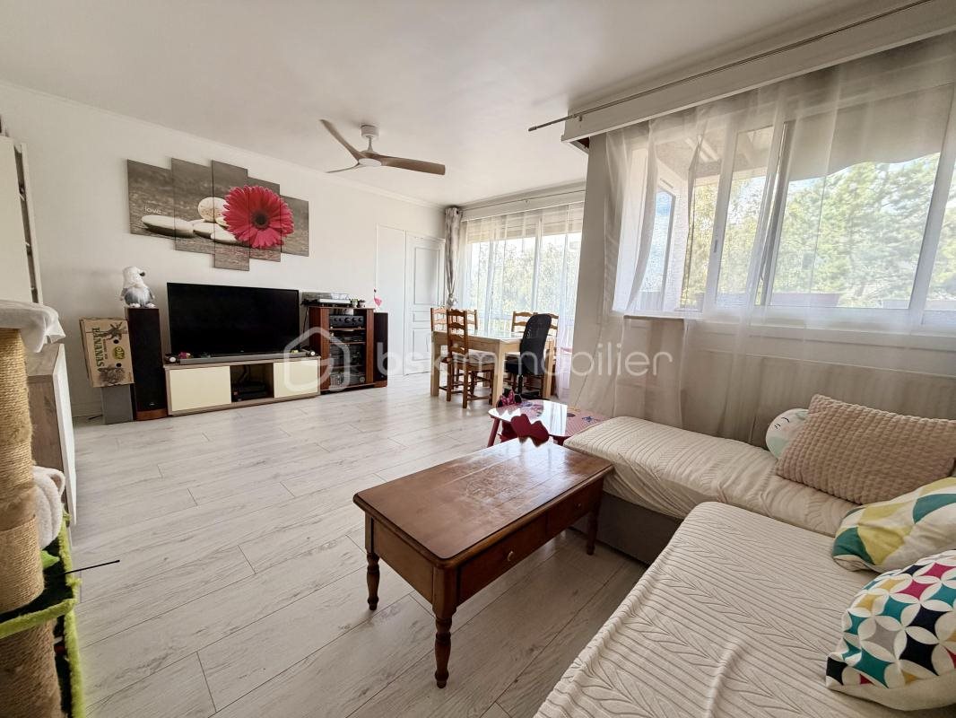 Appartement à vendre, 69m², Combs-la-Ville