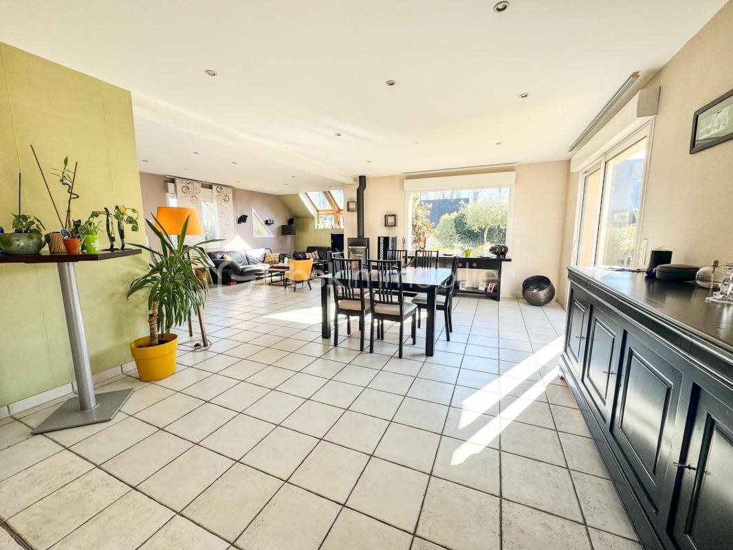Maison à vendre, 167m², Noyal-sur-Vilaine