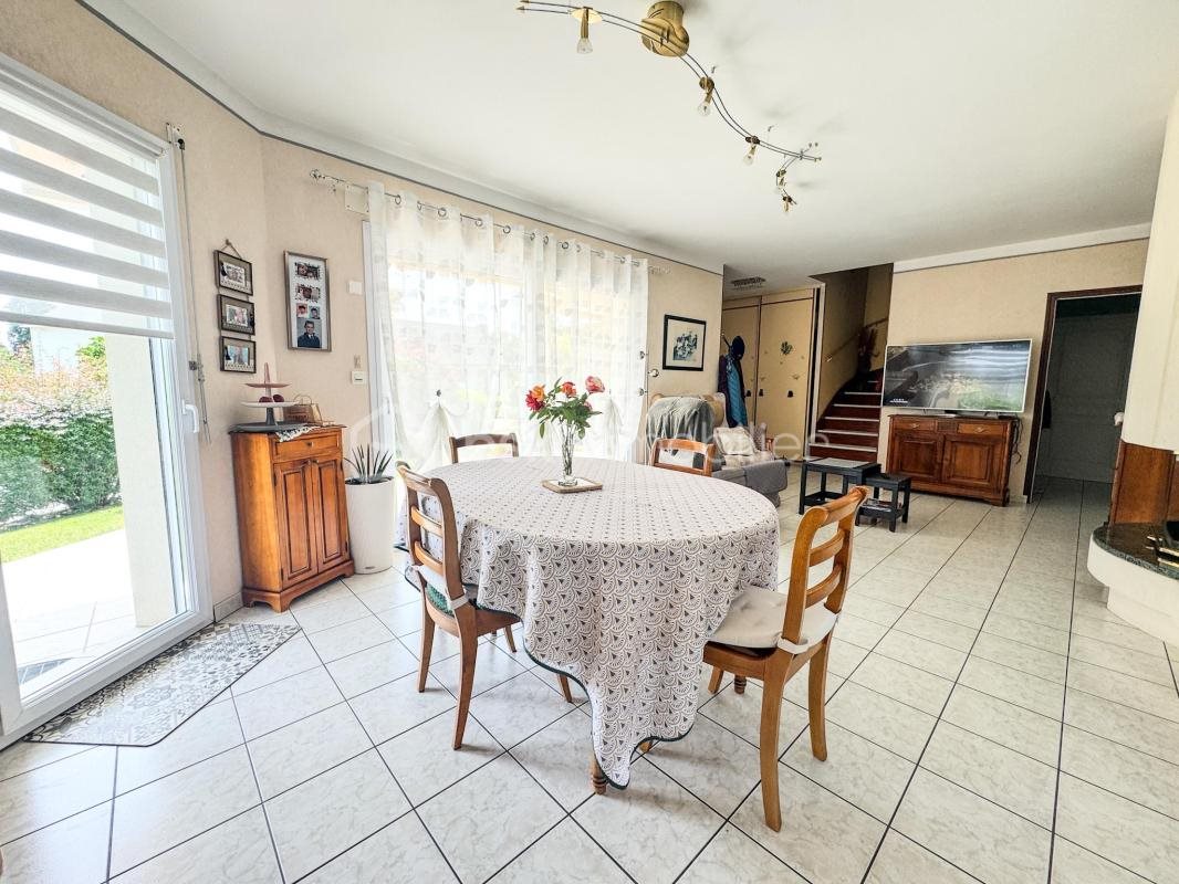 Maison à vendre, 122m², Noyal-sur-Vilaine