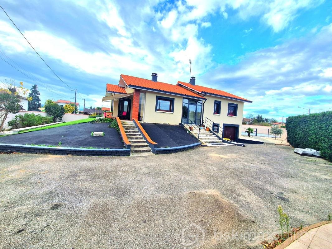 Maison à vendre, 130m², Cuzieu