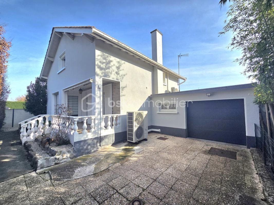 Maison à vendre, 210m², Feurs