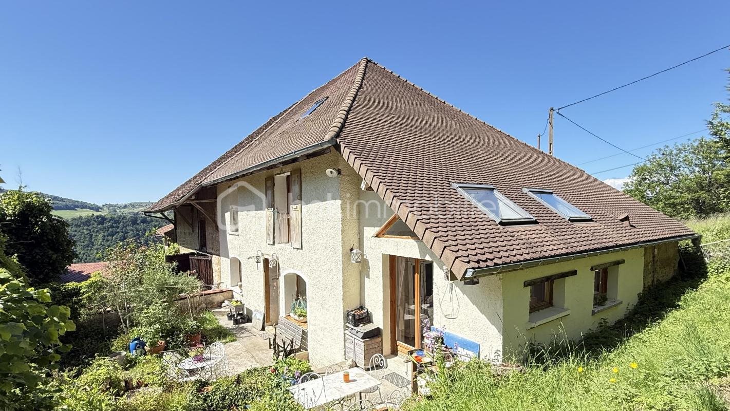 Maison à vendre, 140m², Saint-Geoire-en-Valdaine
