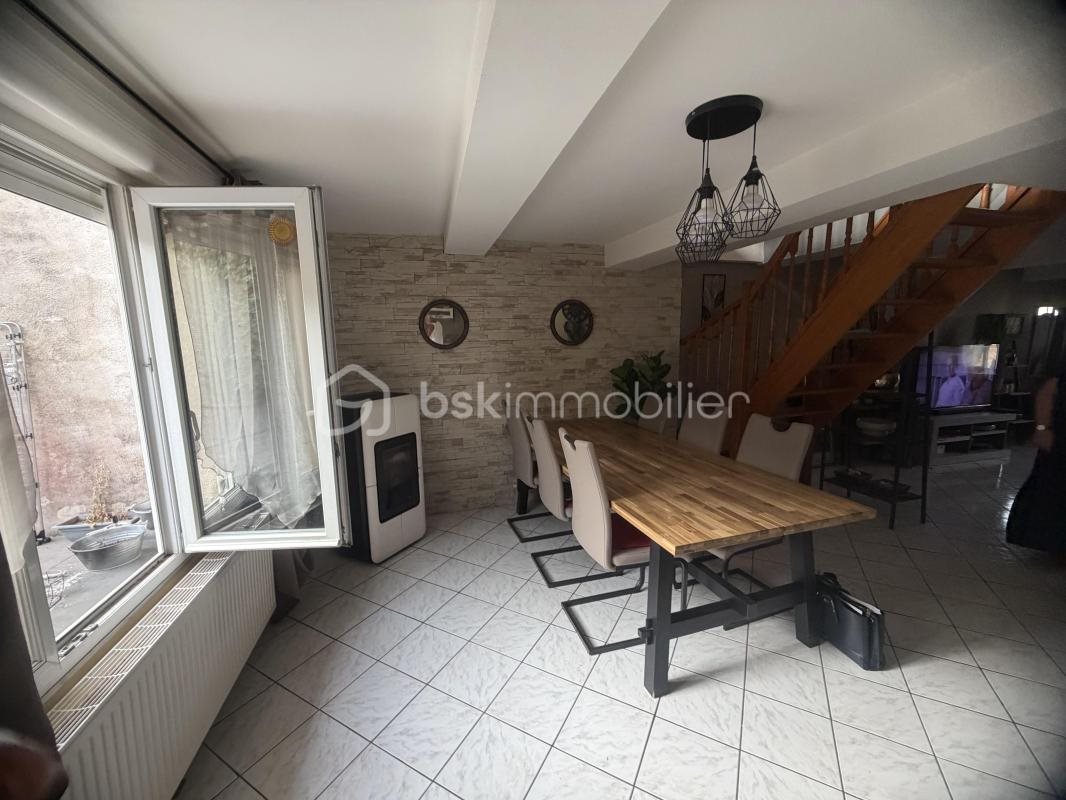 Maison à vendre, 162m², Renwez