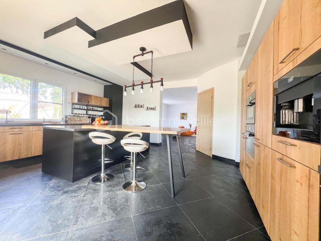 Maison à vendre, 240m², Saint-Hilaire-de-Brethmas