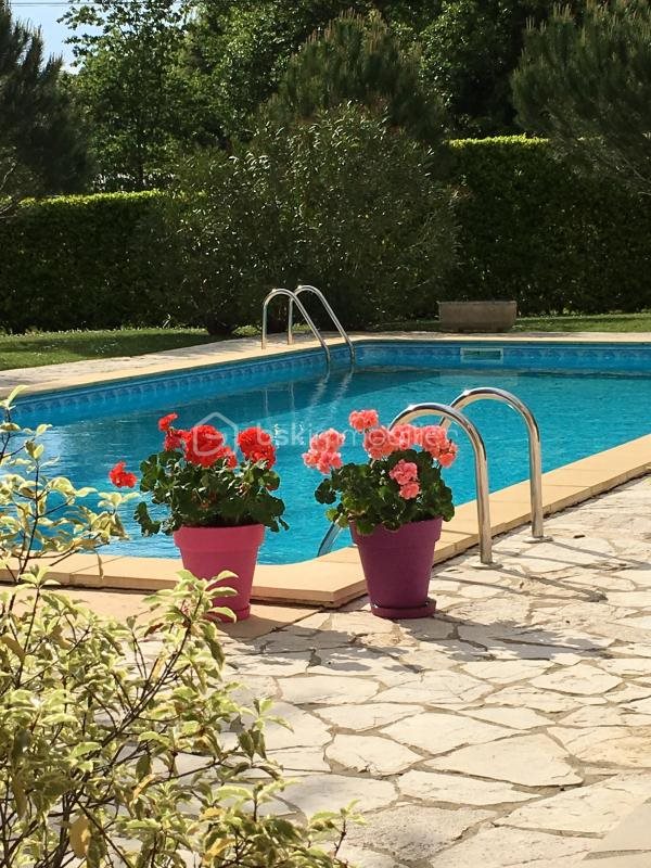Maison à vendre, 3100m², Saint-Gauzens
