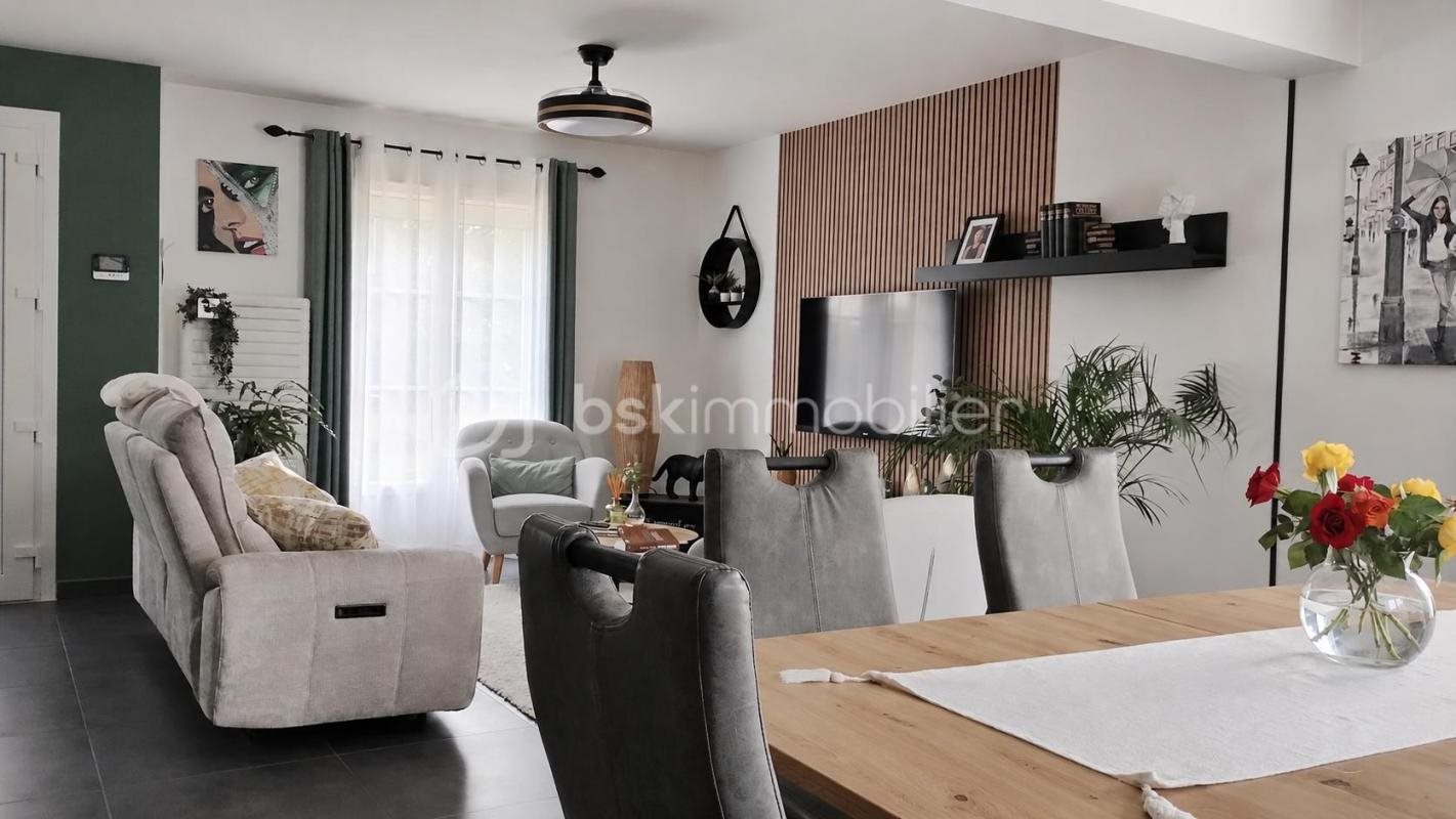 Maison à vendre, 113m², Nazelles-Négron