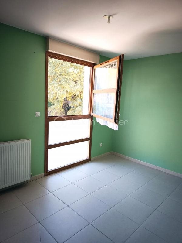 Appartement à vendre, 67m², Aubenas