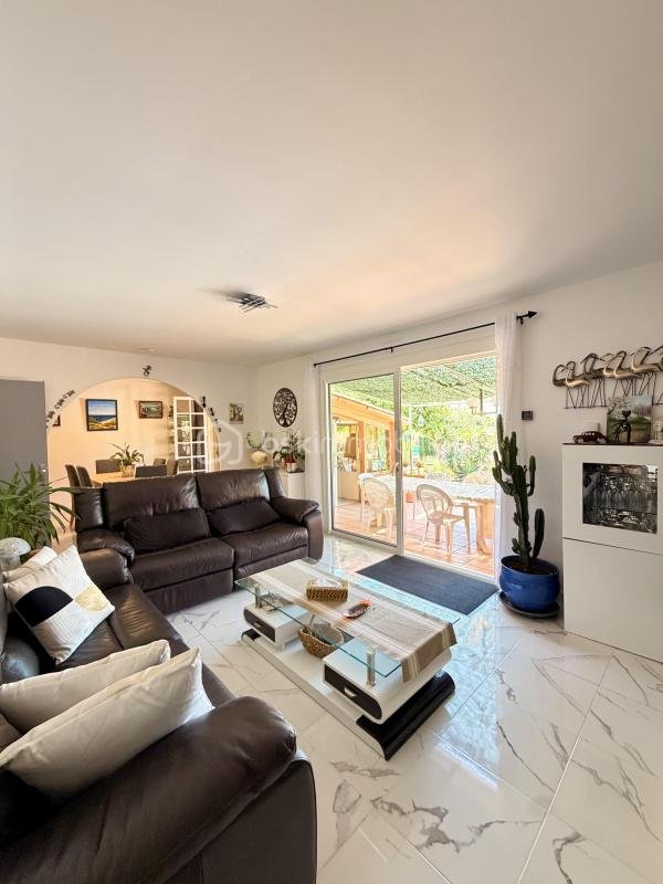 Maison à vendre, 155m², Régusse