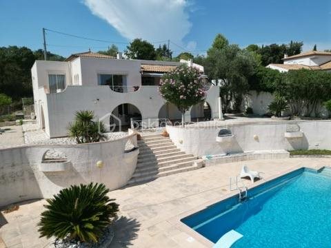 Maison à vendre, 211m², Poussan