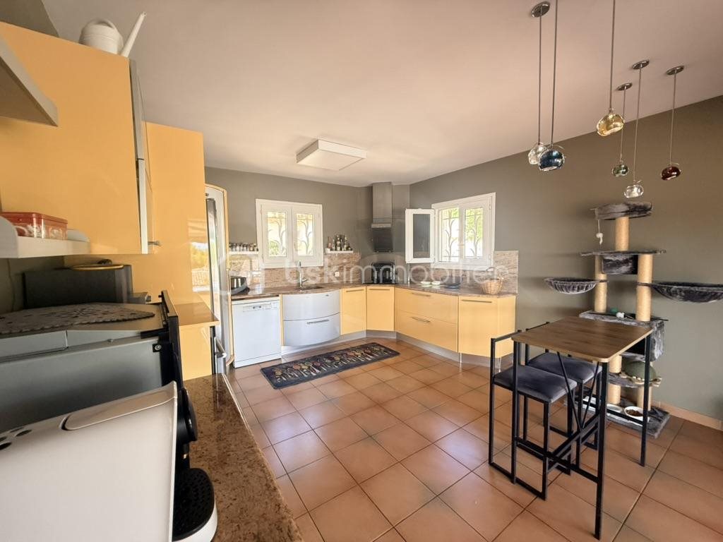 Maison à vendre, 211m², Poussan