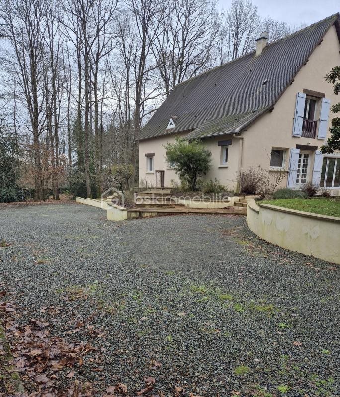 Maison à vendre, 213m², La Bazoge
