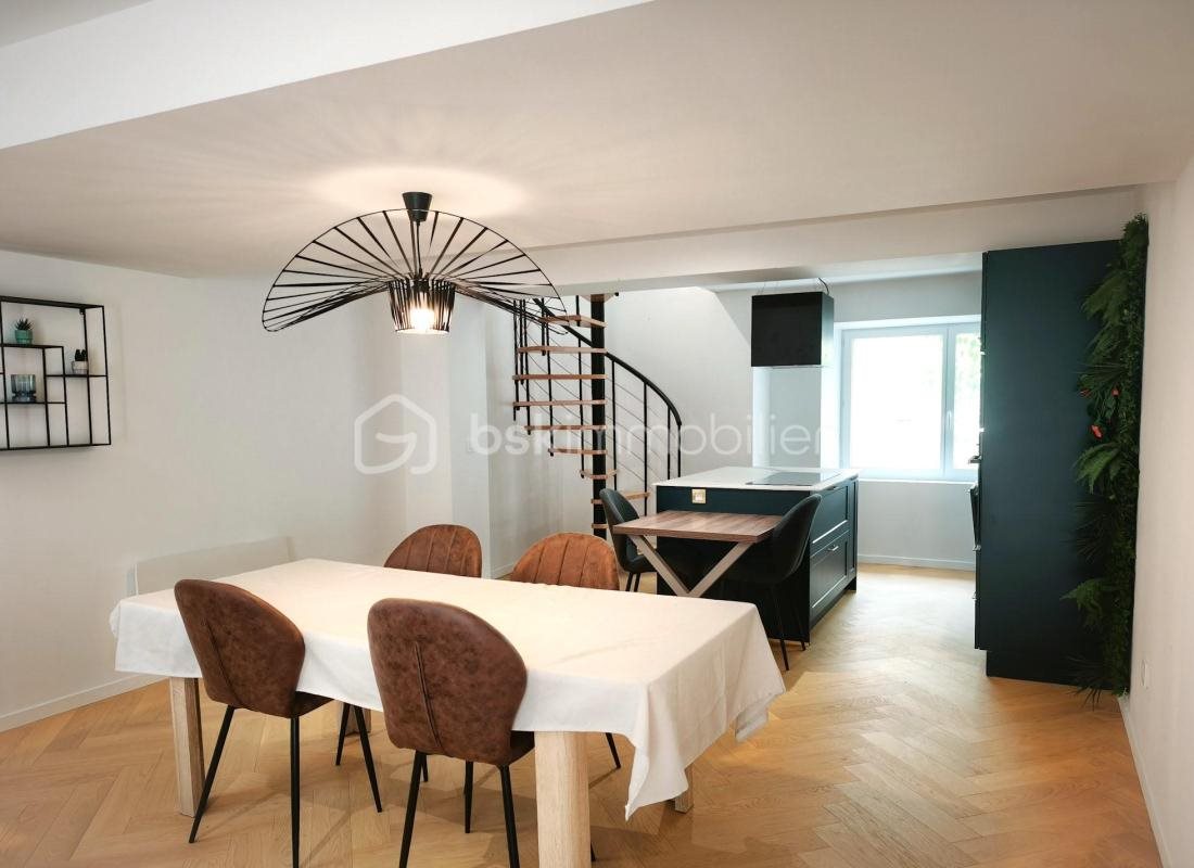 Maison à vendre, 89m², Laval