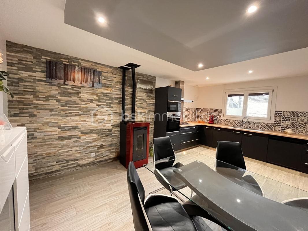 Maison à vendre, 157m², La Neuville-sur-Essonne