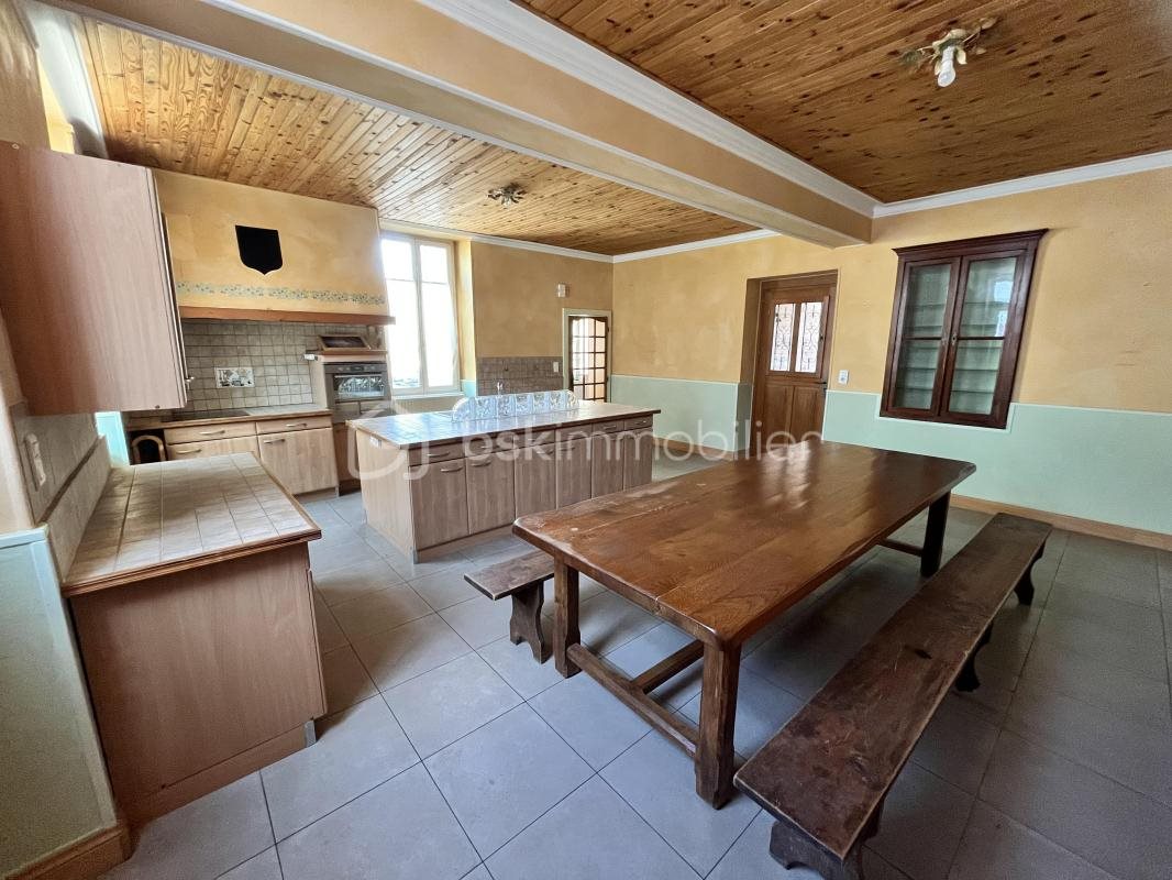 Maison à vendre, 348m², Sancergues