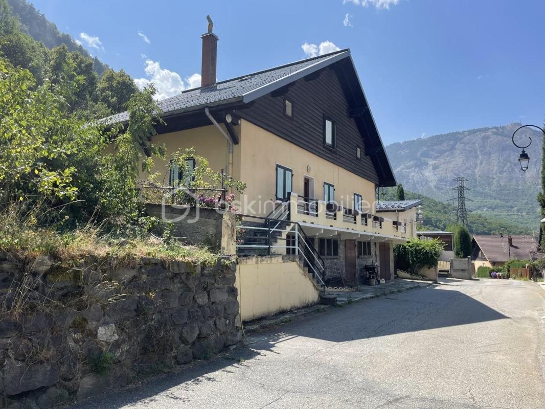 Maison à vendre, 112m², Saint-Michel-de-Maurienne