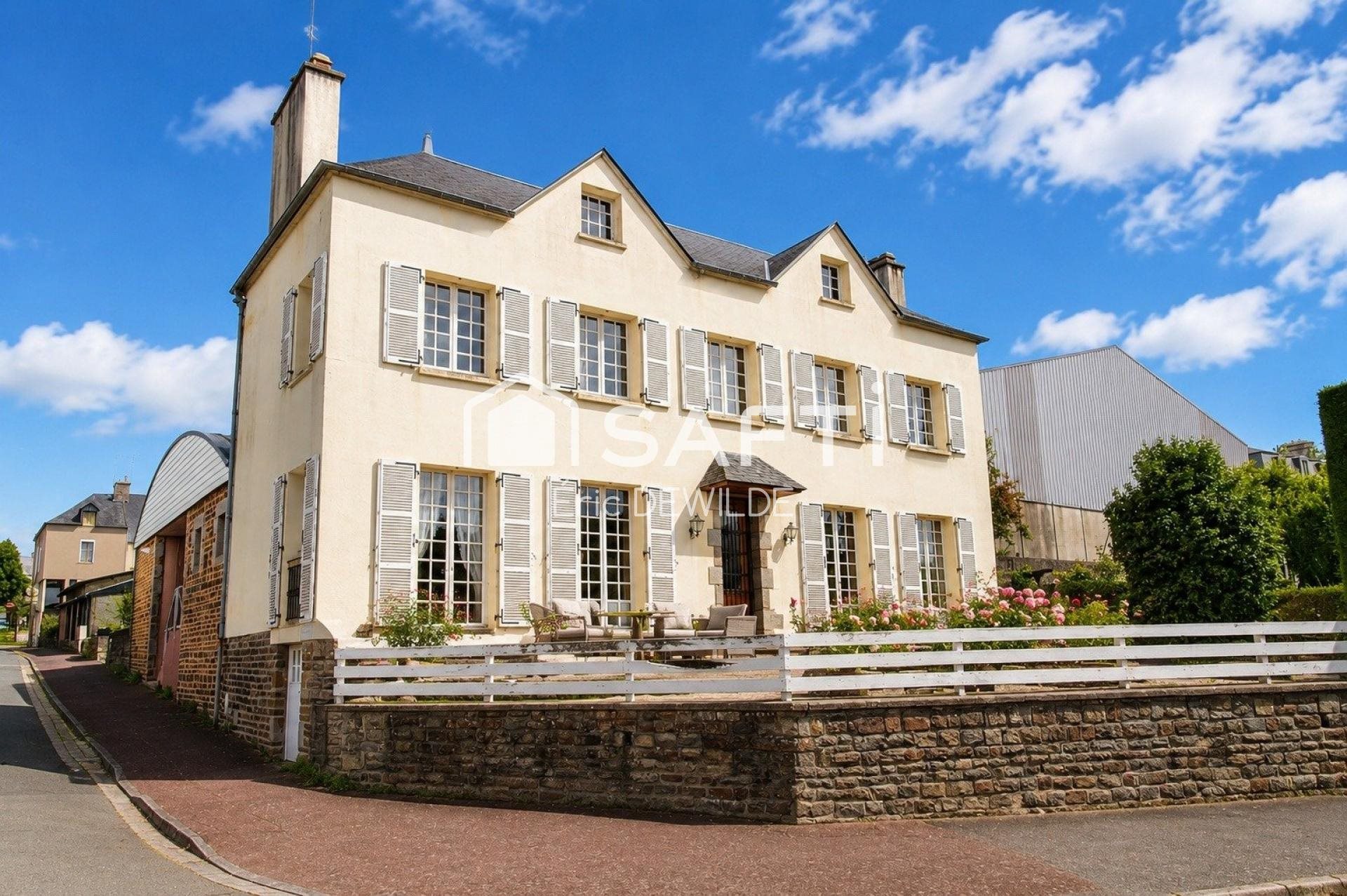Maison à vendre, 125m², Saint-Hilaire-du-Harcouët