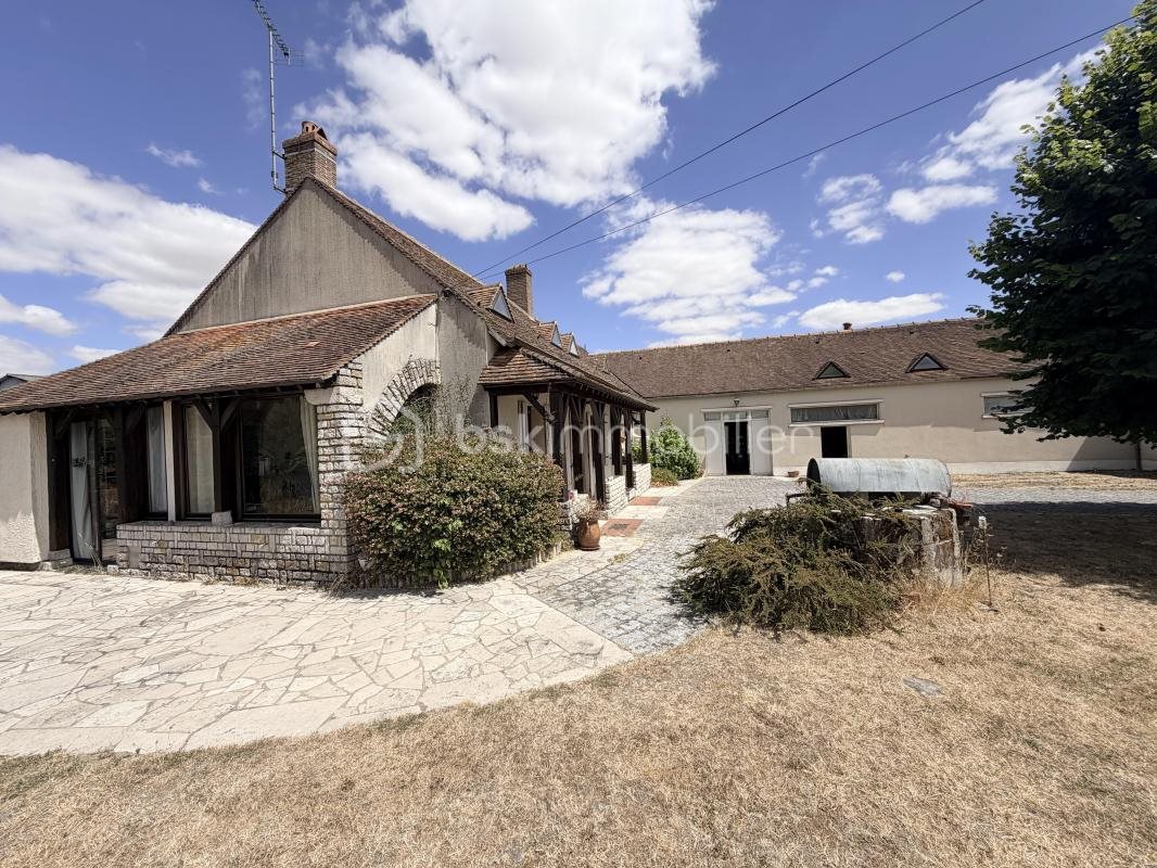 Maison à vendre, 201m², Chambon-la-Forêt