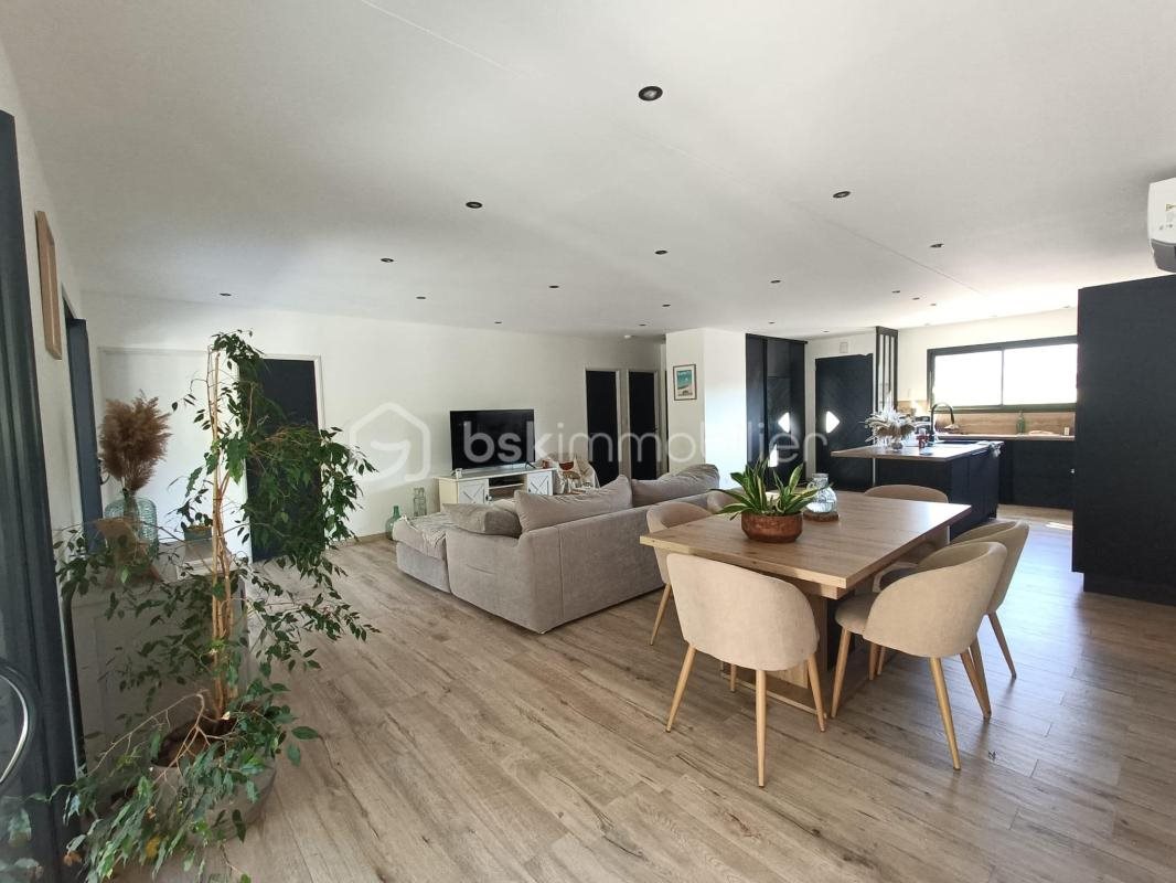 Maison à vendre, 121m², Saussignac