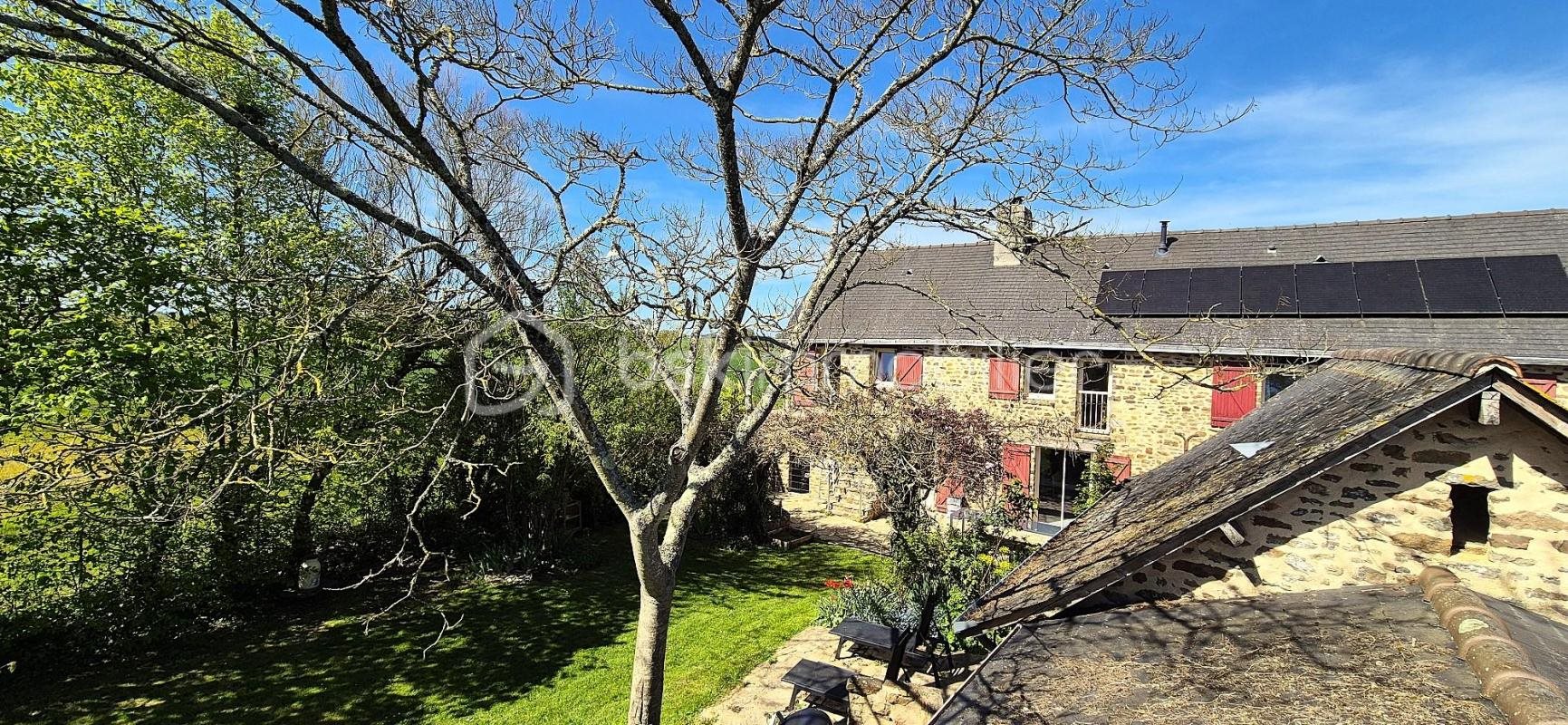 Maison à vendre, 165m², Saint-Germain-le-Fouilloux