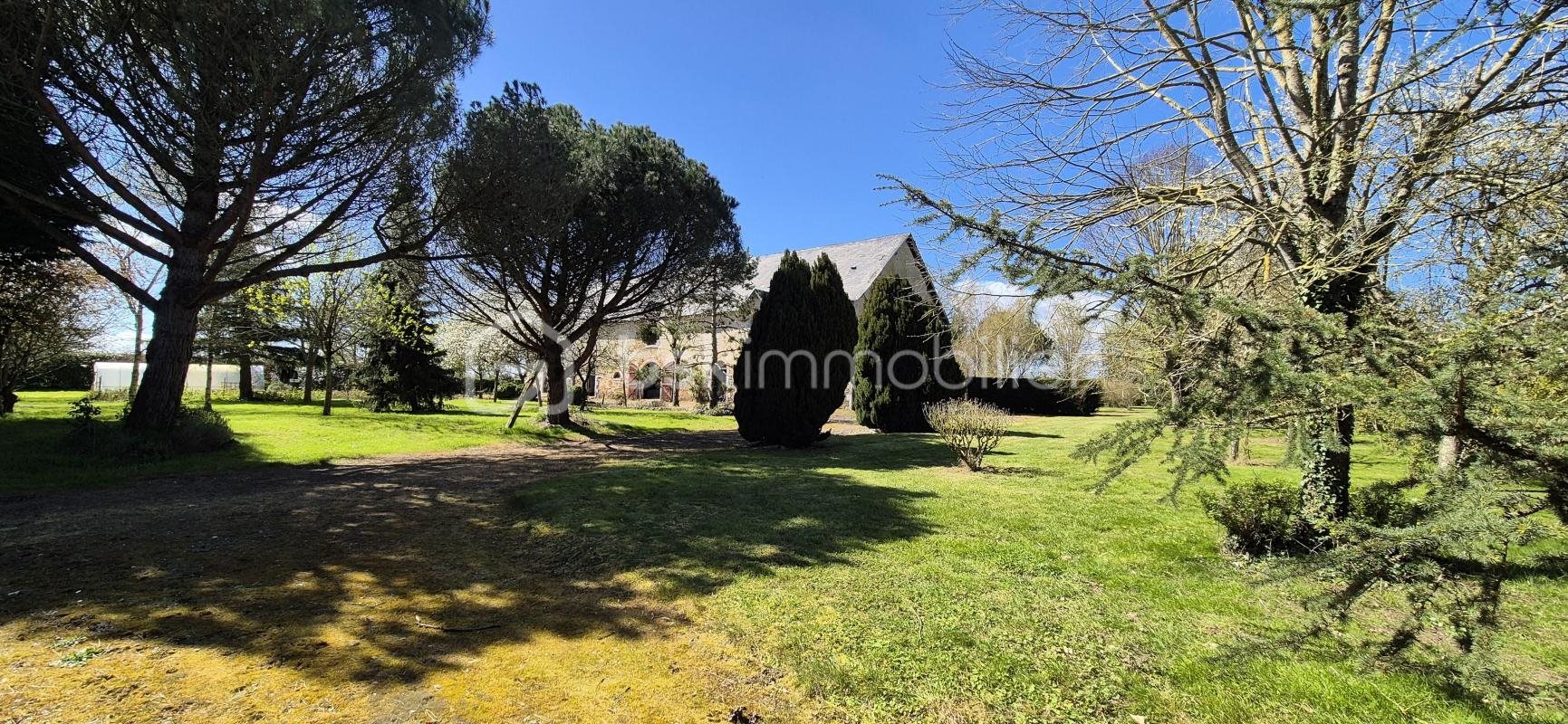 Maison à vendre, 680m², Bazougers