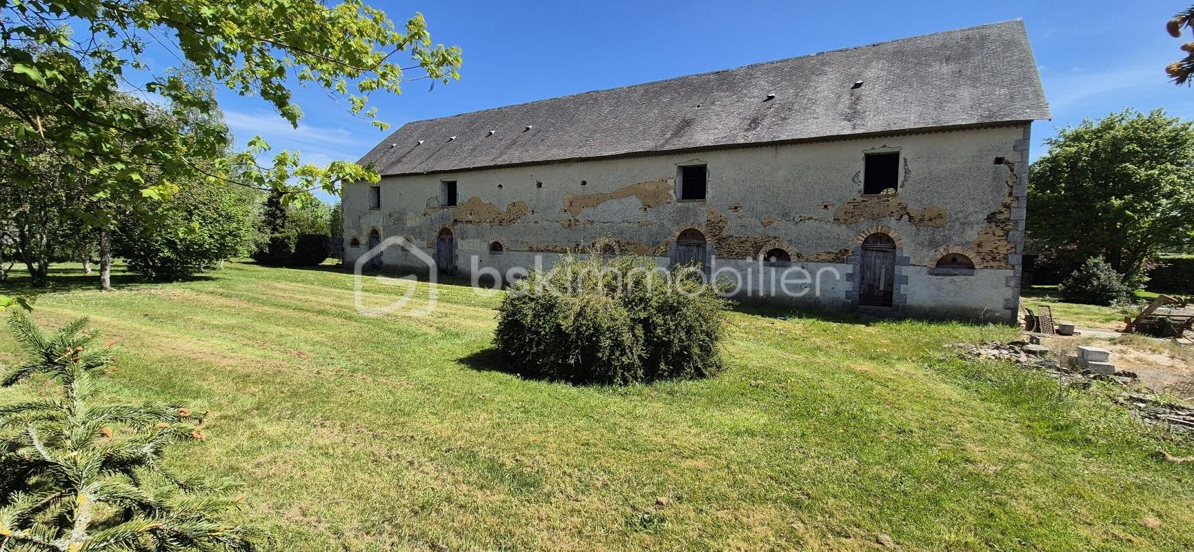 Maison à vendre, 680m², Bazougers