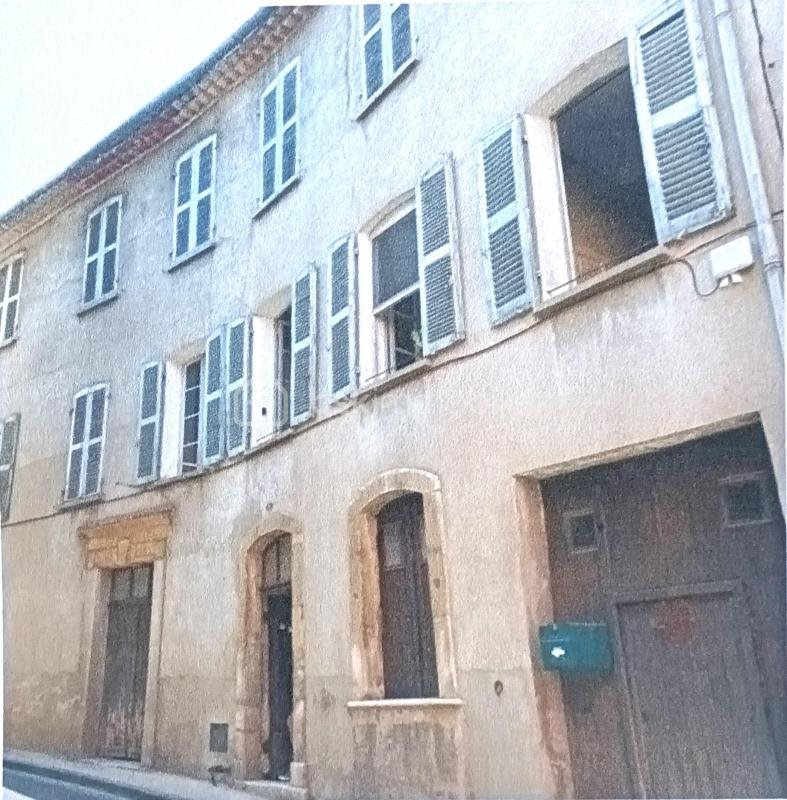 Maison à vendre, 585m², Le Luc