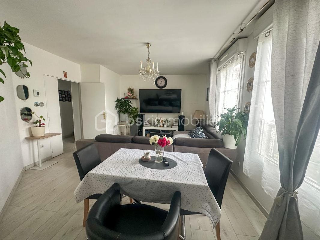 Appartement à vendre, 65m², Savigny-le-Temple