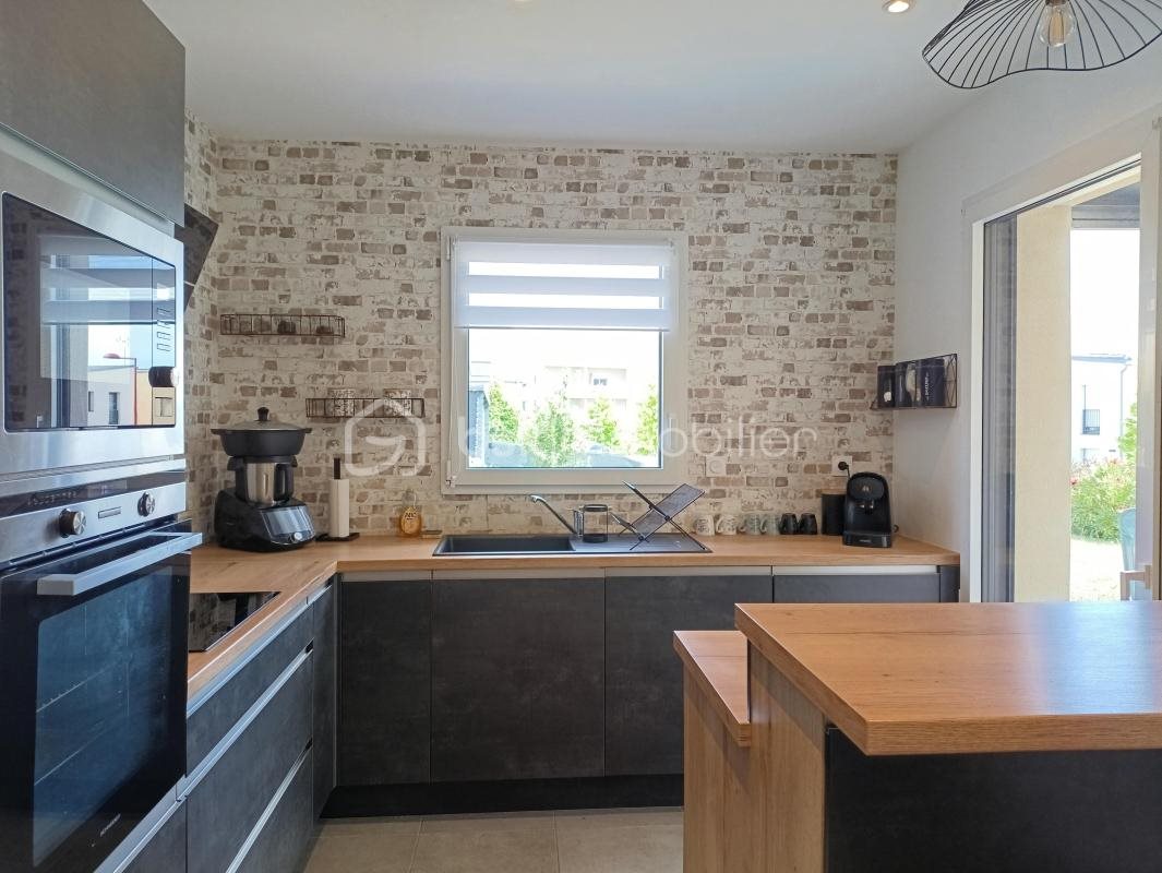 Maison à vendre, 107m², Romillé