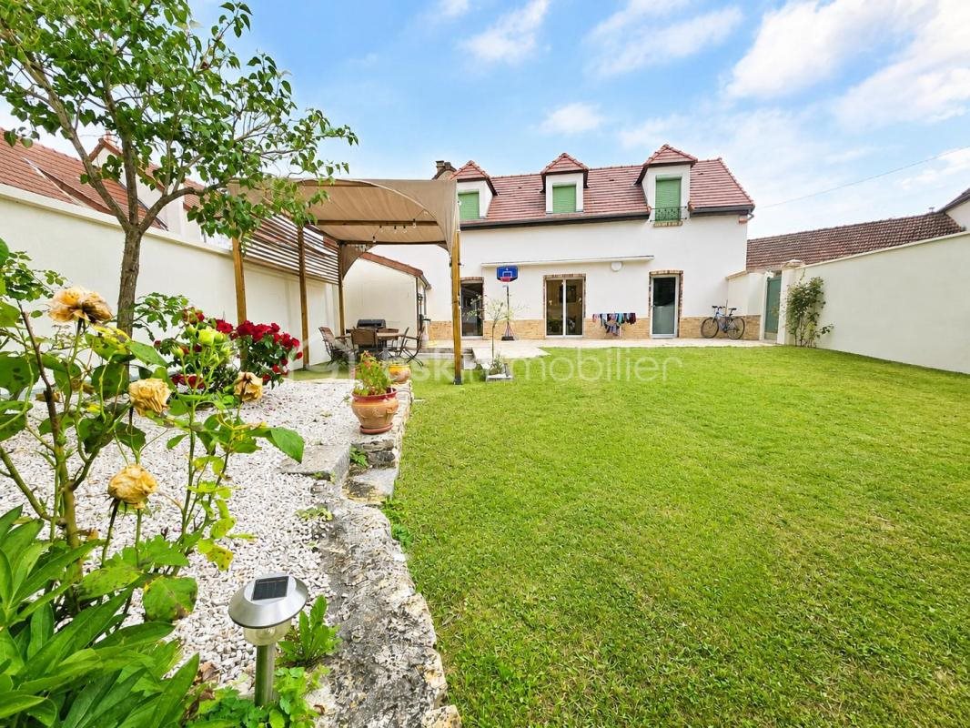 Maison à vendre, 137m², Bussy-Saint-Georges