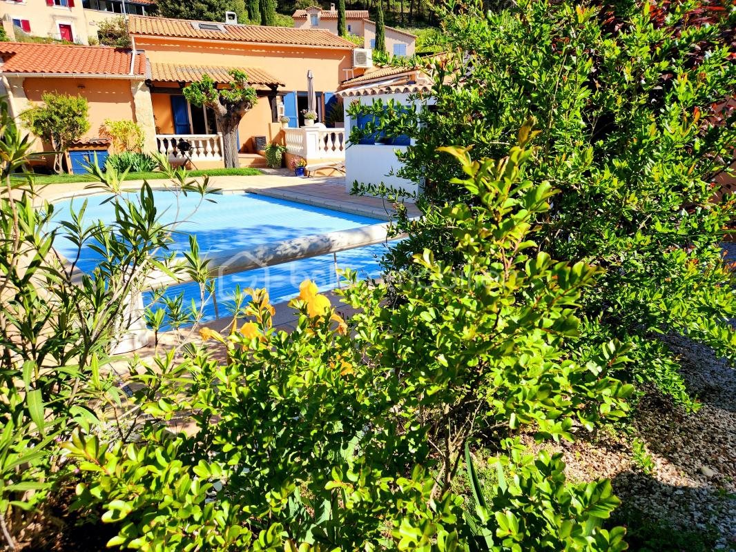 Maison à vendre, 195m², Taradeau