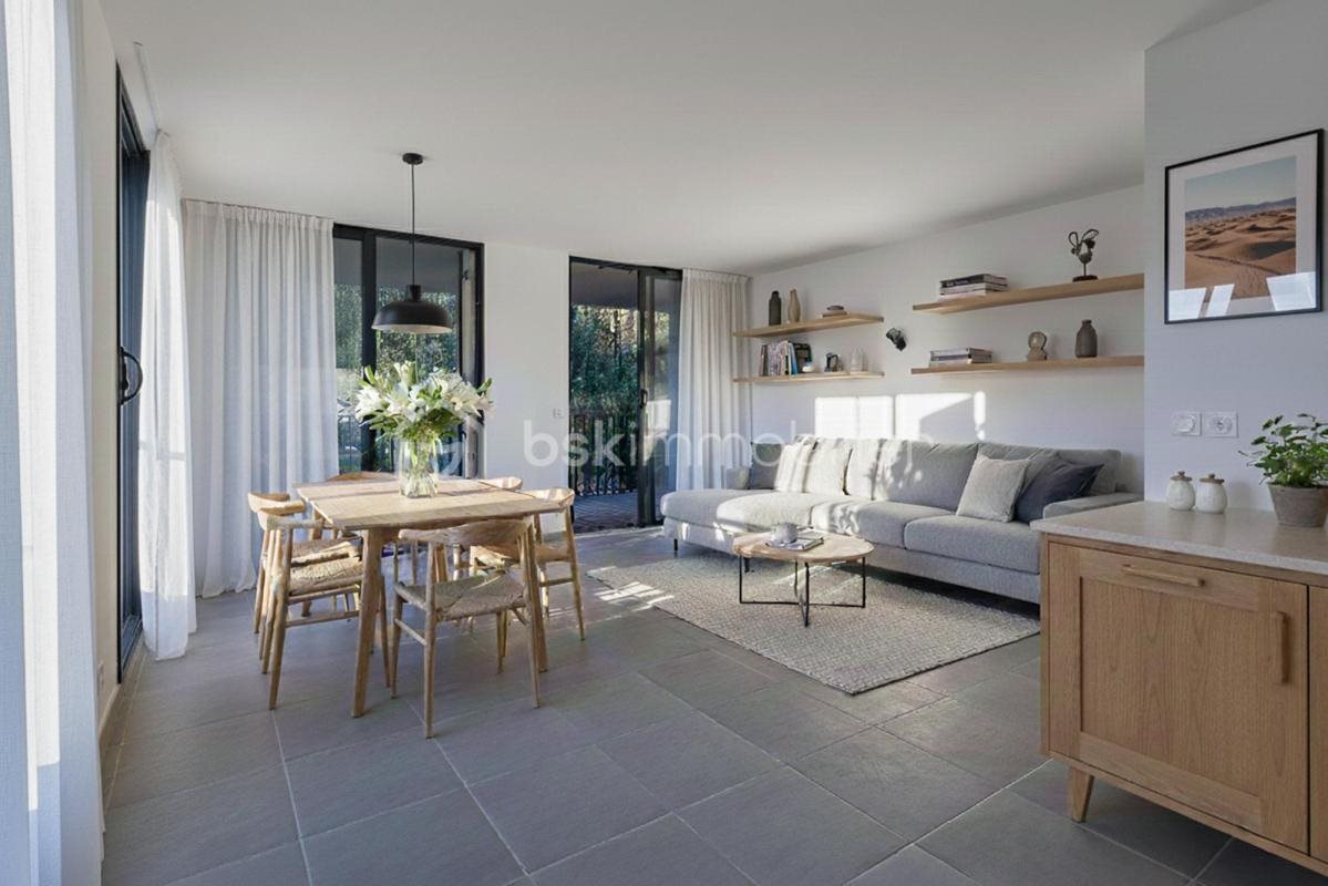 Appartement à vendre, 62m², Bormes-les-Mimosas
