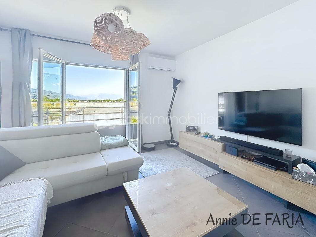 Appartement à vendre, 69m², Froges