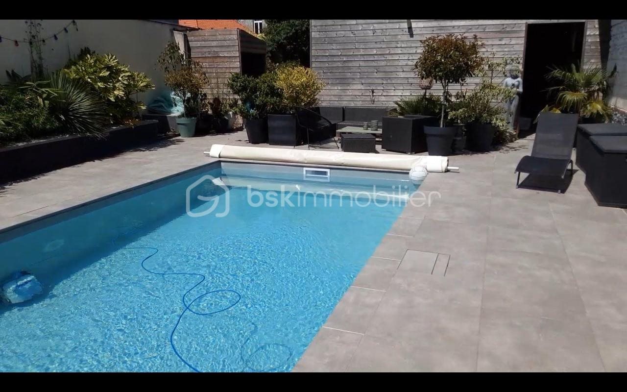 Maison à vendre, 270m², Haute-Avesnes