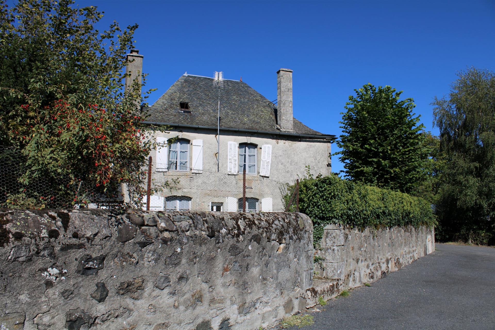 Maison à vendre, 125m², Saint-Etienne-de-Chomeil