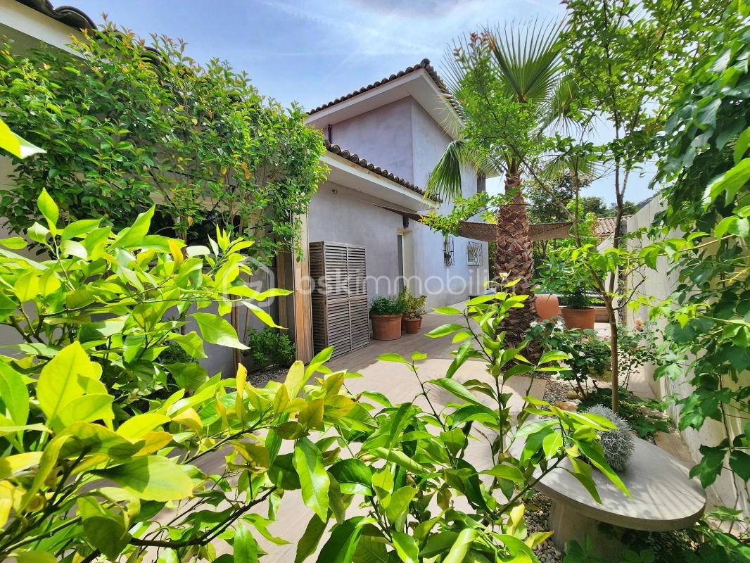 Maison à vendre, 340m², Rougiers