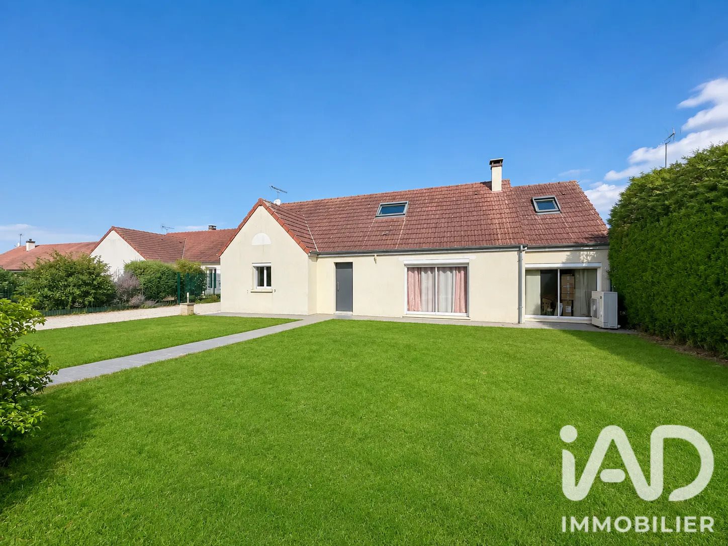 Maison à vendre, 143m², Binas