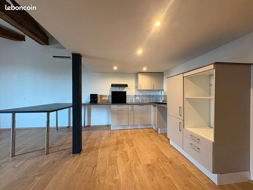 Maison à louer, 153m², Boé