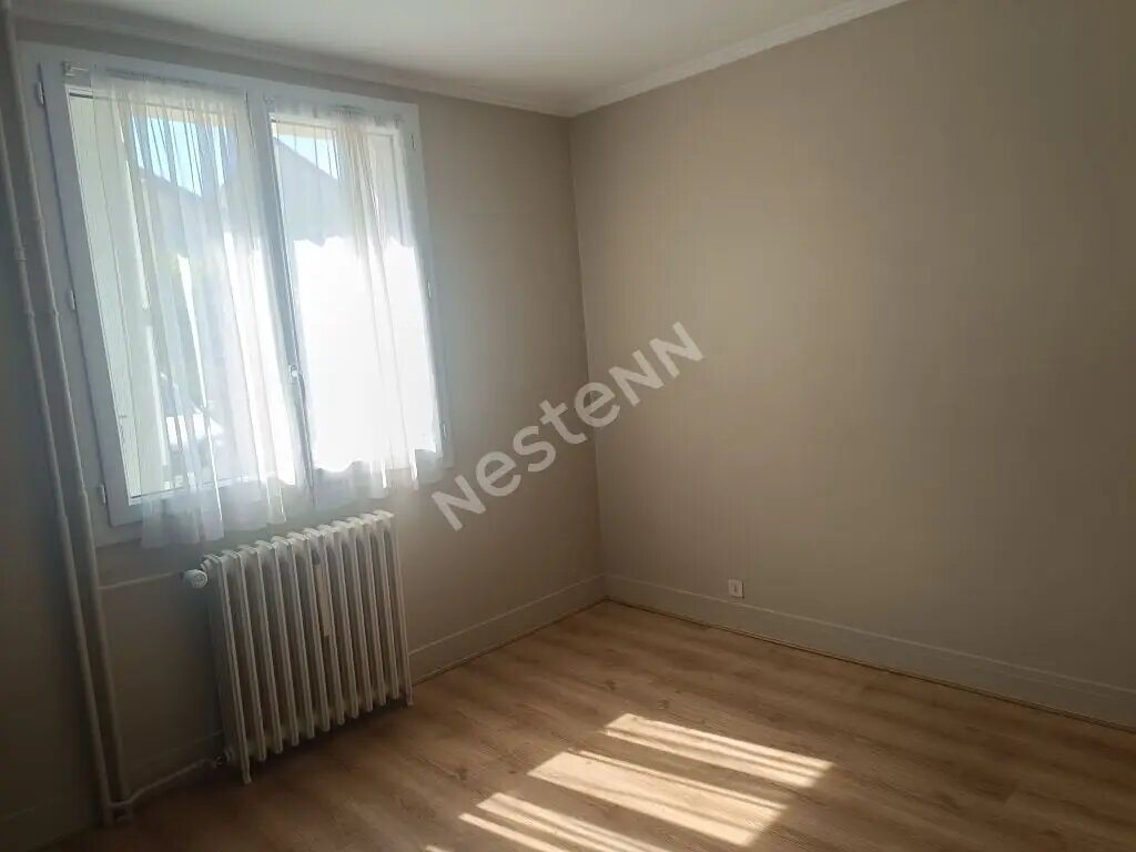 Appartement à louer, 53m², Epernon