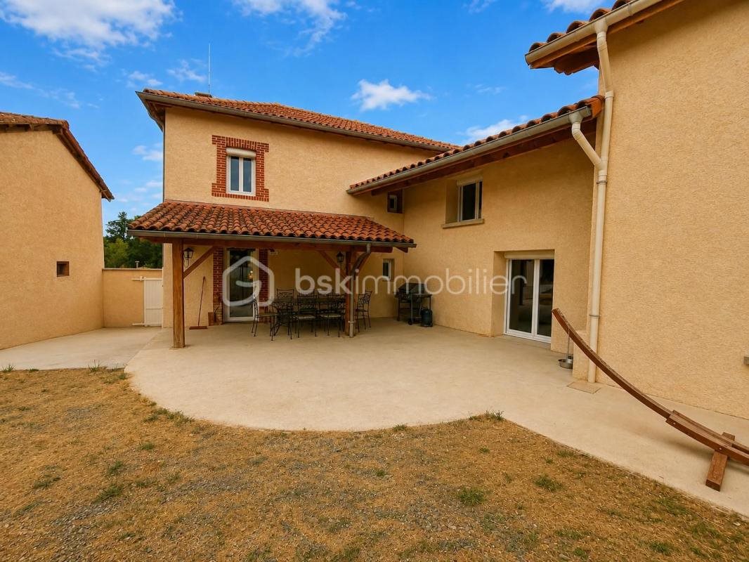 Maison à vendre, 195m², Bussy-Albieux