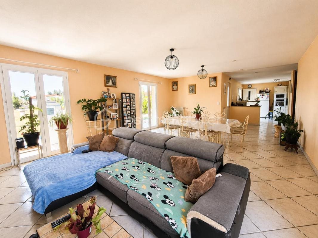 Maison à vendre, 170m², Sainte-Agathe-la-Bouteresse