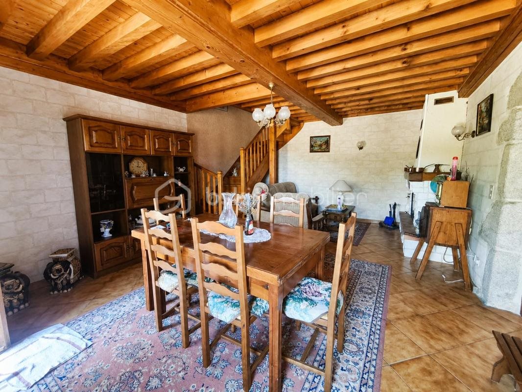 Maison à vendre, 215m², Noirétable