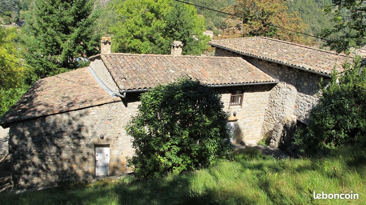 Maison à vendre, 204m², Saint-Sauveur-de-Montagut