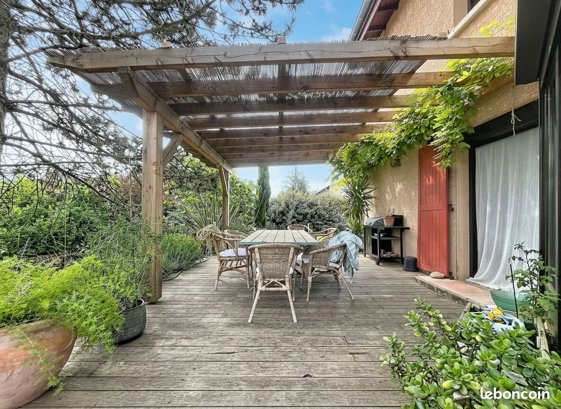 Maison à vendre, 189m², Beauchastel