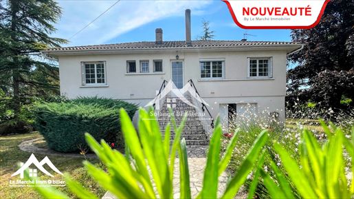 Maison 6 pièces 168 m² · à Casteljaloux · 168 m² · 229 600 €