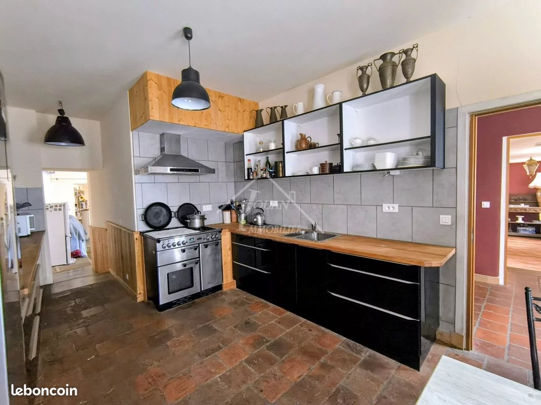Maison à vendre, 240m², Montaigut-en-Combraille