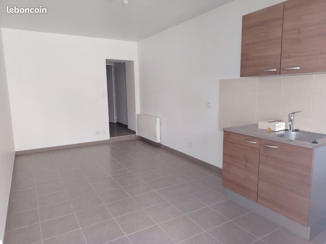 Maison à louer, 33m², Clisson