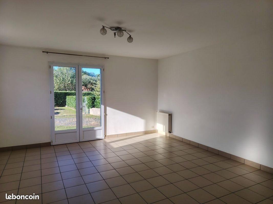 Maison à louer, 67m², Clisson