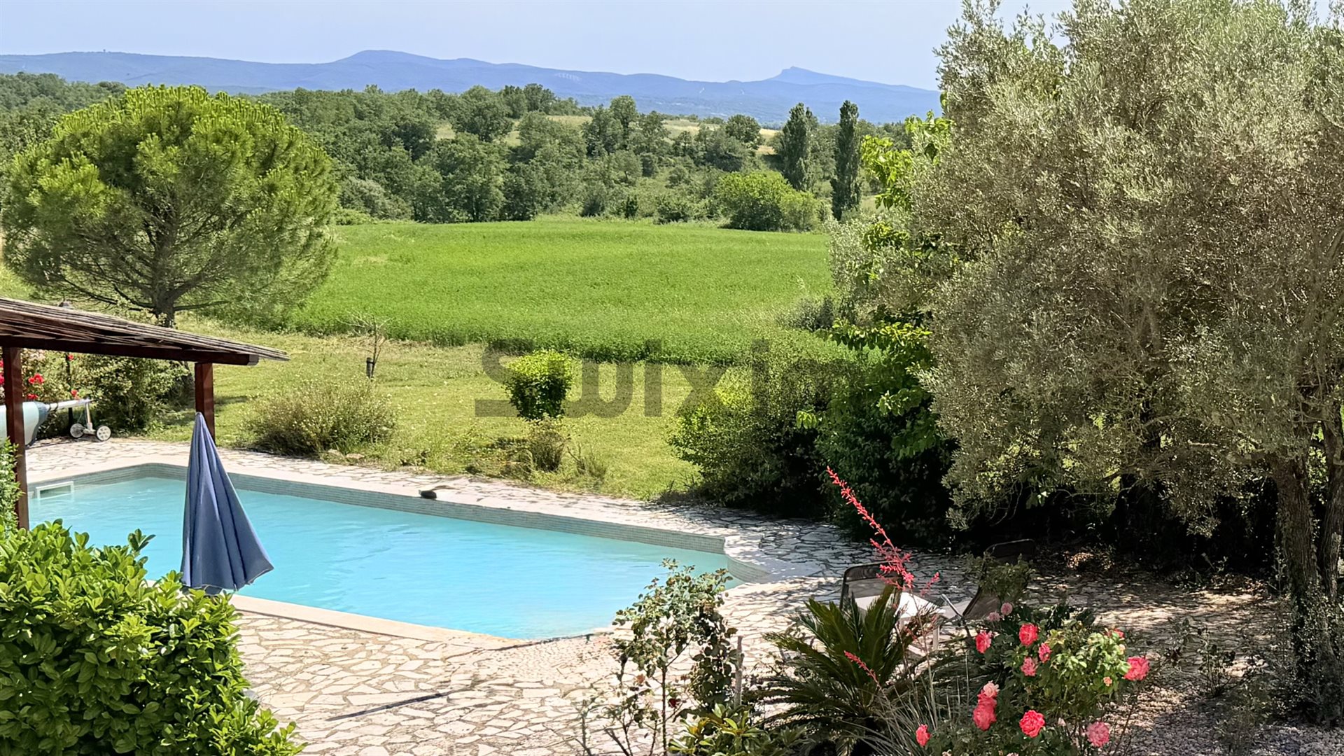 Maison à vendre, 244m², Barjac