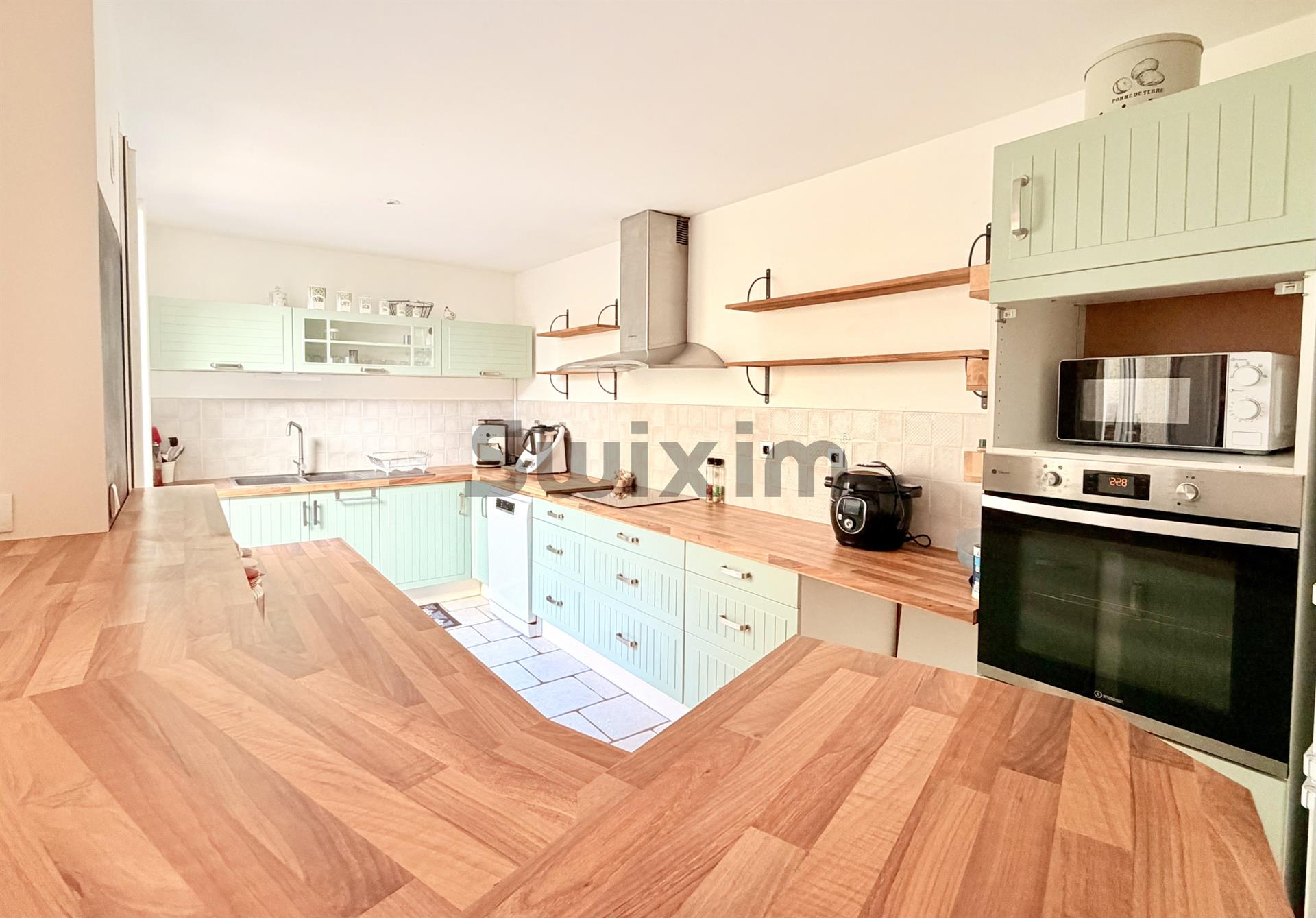 Maison à vendre, 137m², Bagnols-sur-Cèze